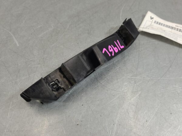 VOLKSWAGEN TRANSPORTER FRONT BAR BRKT/REINFORCEMENT BUMPER TO GUARD BRACKET (LH - Image 2