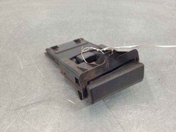 TOYOTA HILUX 2005-2015 TRIM PANEL CUP HOLDER IN DASH (LH SIDE), 03/05-08/15 - Image 4