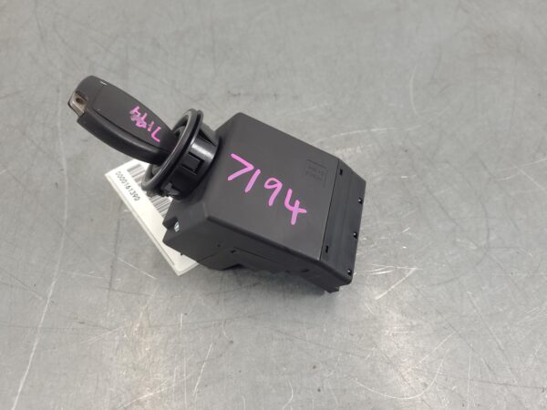MERCEDES SPRINTER 2006-2018 IGNITION W/ KEY NCV3, AUTO T/M, 10/06-04/18 - Image 4