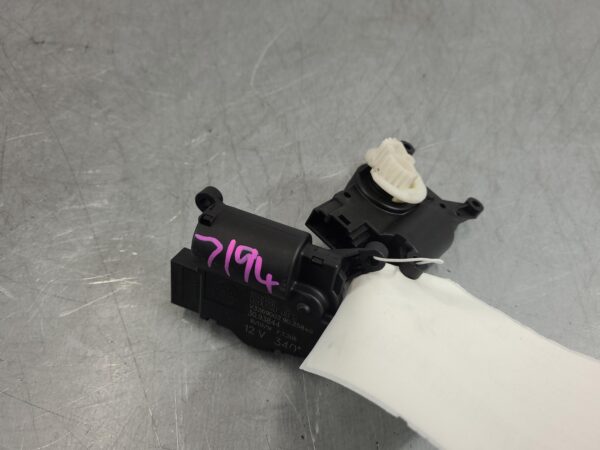 MERCEDES SPRINTER 2006-2018 BLEND DOOR ACTUATOR VAN 10/06-04/18 - Image 4