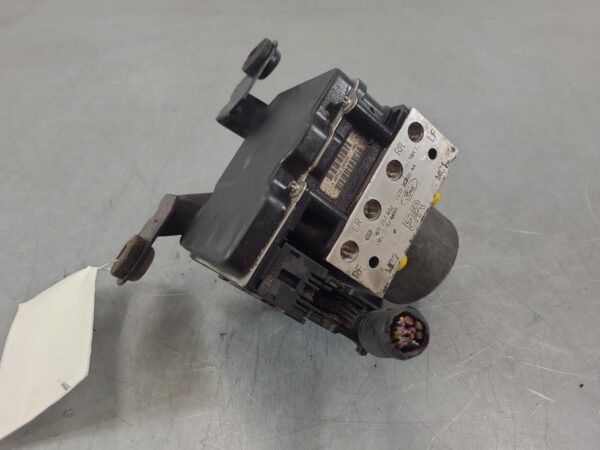 FORD TRANSIT 2011-2014 ABS PUMP/MODULATOR VM, FWD, P/N CC112C405AA, W/ STABILITY - Image 4