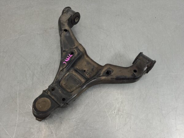MERCEDES SPRINTER 2006-2018 LEFT FRONT LOWER CONTROL ARM SINGLE WHEEL TYPE, NCV3 - Image 19