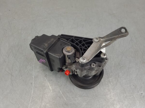 MERCEDES SPRINTER 2011-2018 STEERING PUMP DIESEL, 2.1, NCV3, 02/11-04/18 - Image 28