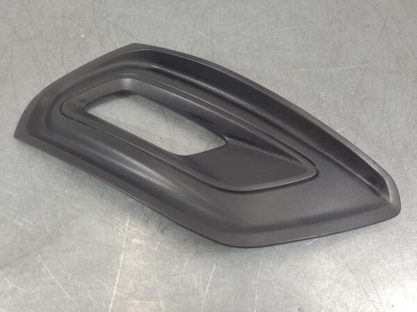 FORD TRANSIT CUSTOM 2018-2023 RIGHT INDICATOR/FOG/SIDE FOGLAMP SURROUND, NON SPO