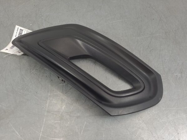 FORD TRANSIT CUSTOM 2018-2023 RIGHT INDICATOR/FOG/SIDE FOGLAMP SURROUND, NON SPO - Image 3