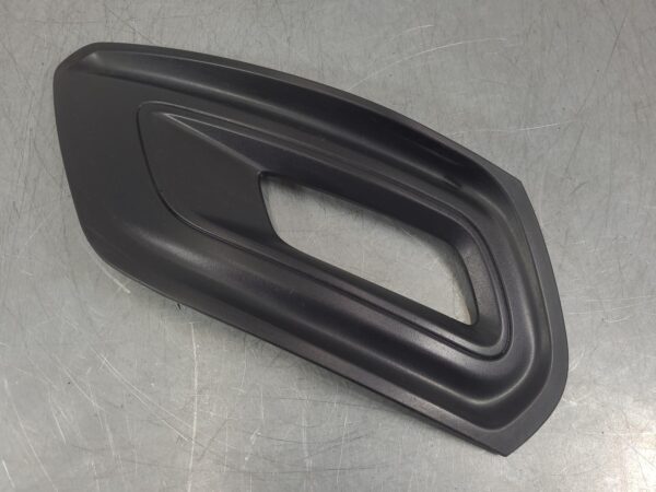 FORD TRANSIT CUSTOM 2018-2023 LEFT INDICATOR/FOG/SIDE FOGLAMP SURROUND, NON SPOR