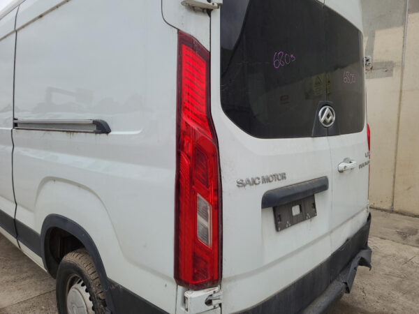 LDV DELIVER 9 07/2020-2024 HIGH LEVEL STOPLIGHT - Image 74