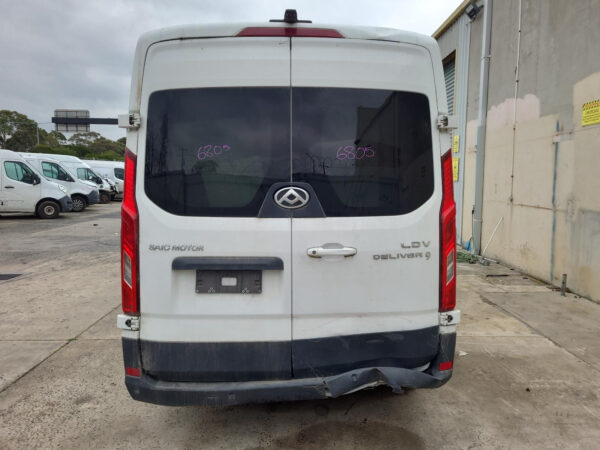 LDV DELIVER 9 07/2020-2024 HIGH LEVEL STOPLIGHT - Image 54