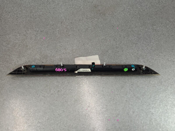 LDV DELIVER 9 07/2020-2024 HIGH LEVEL STOPLIGHT - Image 58