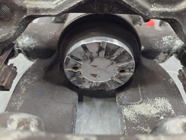 MERCEDES SPRINTER 2018-2025 CALIPER VS30, RH REAR, ELECTRIC BRAKE TYPE, RWD, NON - Image 7