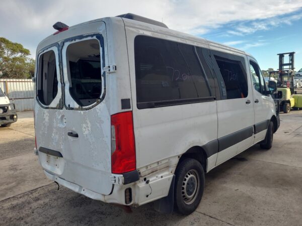 MERCEDES SPRINTER 2018-2025 CALIPER VS30, RH FRONT, RWD, NON EV, 05/18- - Image 9