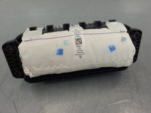 MERCEDES SPRINTER LEFT A/BAG DASH, VS30, 05/18- 18 19 20 21 22 23 24 25 - Image 4