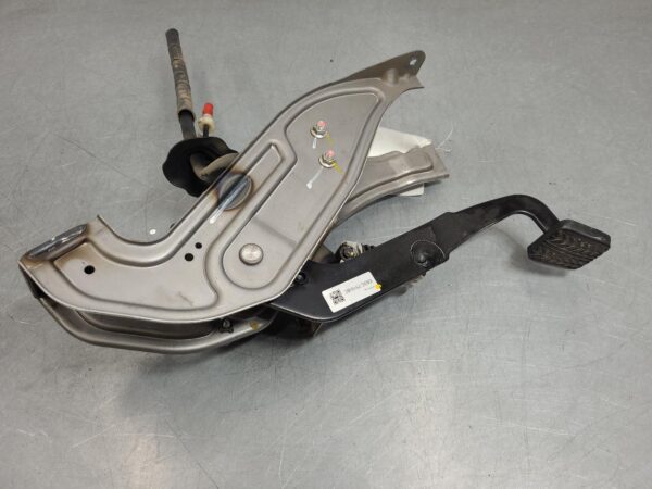 FORD RANGER 2011-2022 PEDAL ASSEMBLY CLUTCH PEDAL, PX, 06/11-04/22 - Image 5