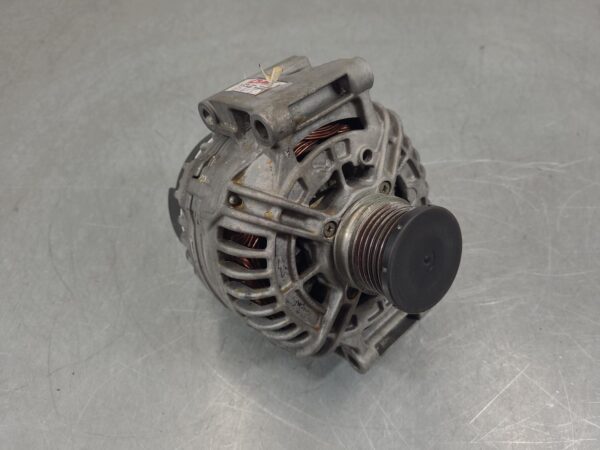Mercedes Sprinter 2.7L Diesel Alternator 2000–2006