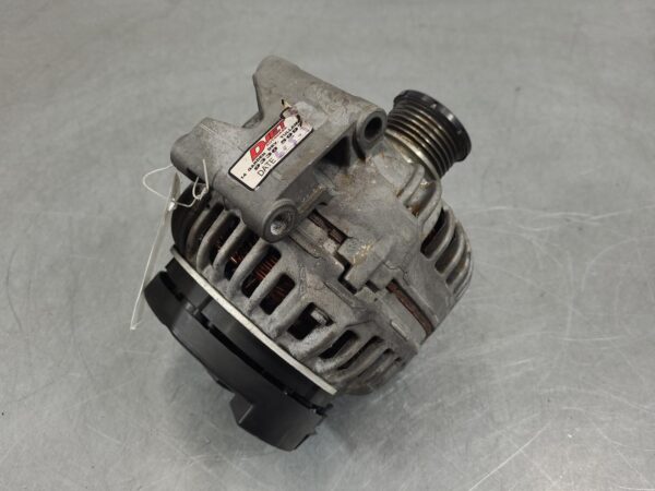 Mercedes Sprinter 2.7L Diesel Alternator 2000–2006 - Image 4