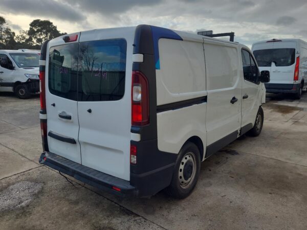 Renault Trafic X82 Right Airbag Steering Wheel 2015–Present - Image 9