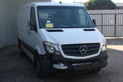 Mercedes Sprinter NCV3 Right Guard Liner Rear Section 2006–2018 - Image 3