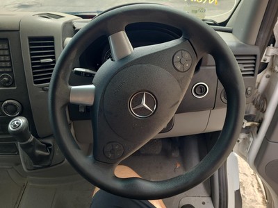 Mercedes Sprinter VA Sliding LH Door Roller Lower Van 2006–2018 - Image 10