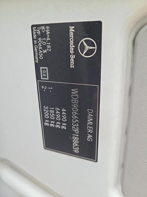 Mercedes Sprinter NCV3 2.1L Turbo-Diesel Engine with Oil Pressure Switch 2009–2018 - Image 11