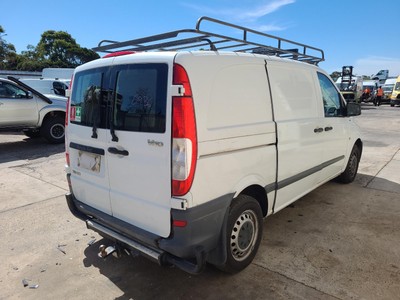 Mercedes Vito 639 Rear/Tailgate Glass Barn Door Glass LH 2004–2015 - Image 5