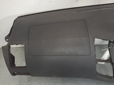 Toyota Hilux Dash Assembly 2005–2011 - Image 2