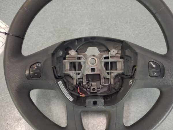 Renault Trafic X82 Steering Wheel Vinyl 2015–2022 - Image 2