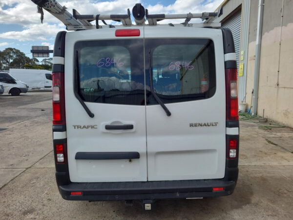 Renault Trafic X82 Steering Wheel Vinyl 2015–2022 - Image 8