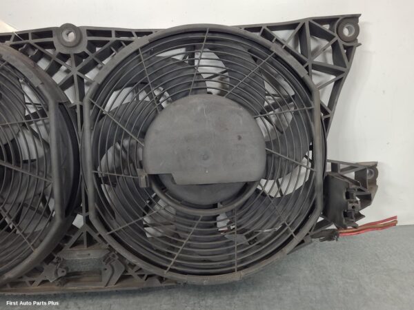 2008 MERCEDES VITO Fan