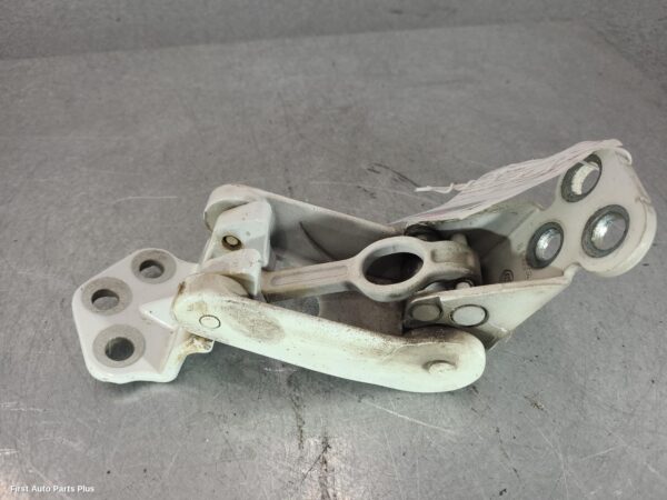 2022 LDV DELIVER 9 Bootlid/Tgate Hinge