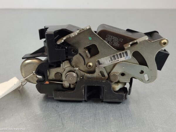 2014 MERCEDES VITO Door/Boot/Gate Lock