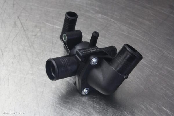 2010 FORD TRANSIT Thermostat Housing
