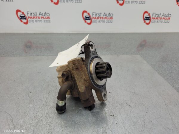 2010 TOYOTA HILUX Steering Pump