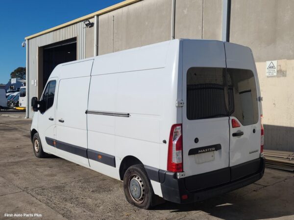 2019 RENAULT MASTER Fan
