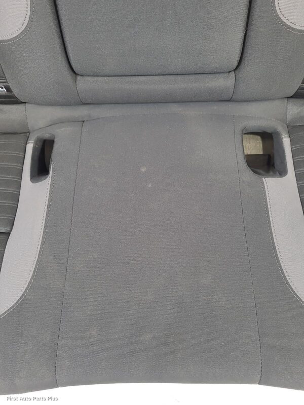 2023 NISSAN NAVARA 2nd Seat (Rear Seat)