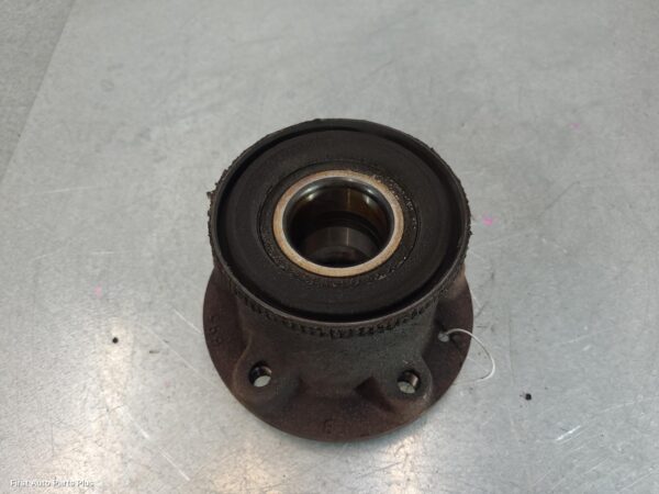 2016 RENAULT MASTER Right Rear Hub Assembly
