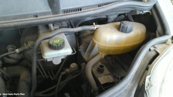 2005 RENAULT TRAFIC Thermostat Housing