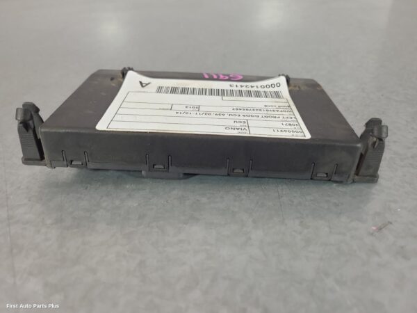 2013 MERCEDES VIANO Ecu