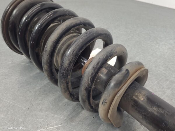 2017 MITSUBISHI TRITON Right Front Strut