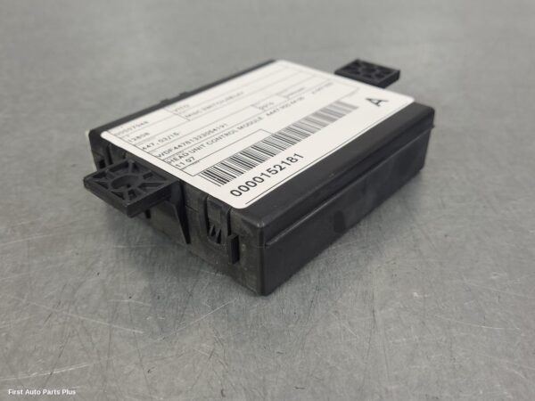 2016 MERCEDES VITO Misc Switch/Relay