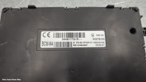 2021 RENAULT MASTER Ecu