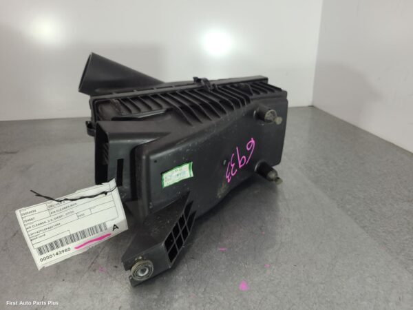 2023 LDV DELIVER 9 Air Cleaner/Box