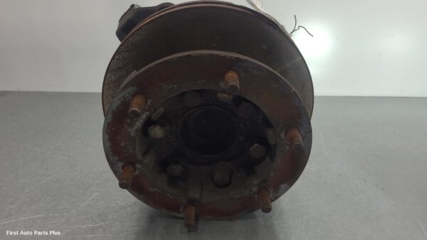 2014 MERCEDES SPRINTER Left Front Hub Assembly