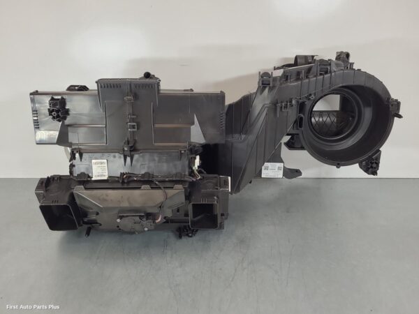2020 MERCEDES SPRINTER Heater Core/Box