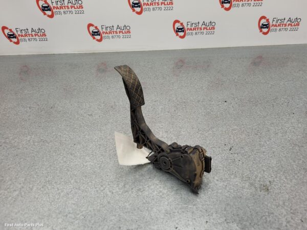 2014 VOLKSWAGEN AMAROK Pedal Assembly