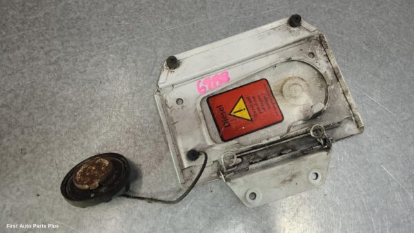 2004 MERCEDES SPRINTER Fuel Door / Filler