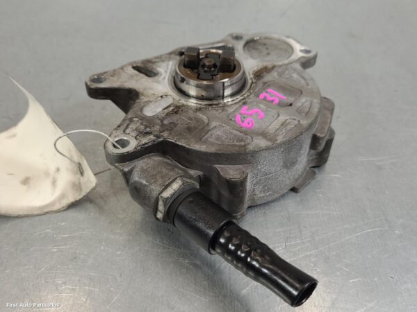 2011 VOLKSWAGEN TRANSPORTER Vacuum/Air Pump