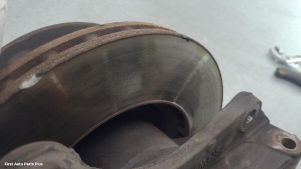 2014 MERCEDES SPRINTER Left Front Hub Assembly