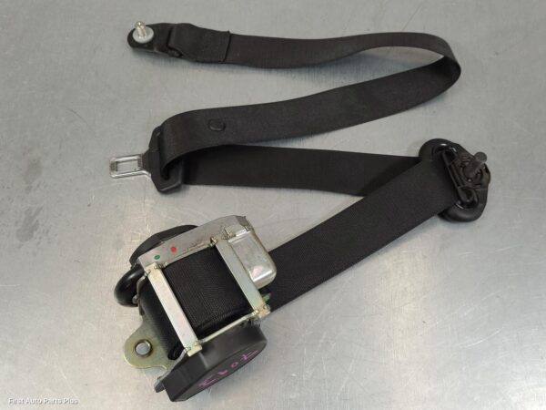 2014 MERCEDES VITO Seatbelt/Stalk