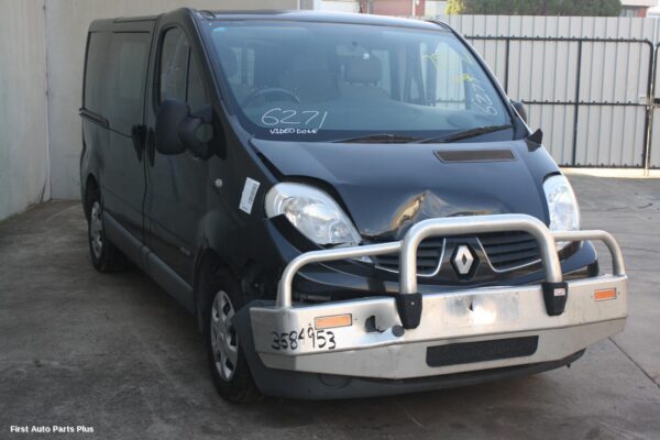 2013 RENAULT TRAFIC Radiator