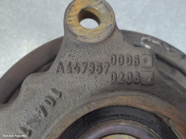 2016 MERCEDES VITO Left Rear Hub Assembly